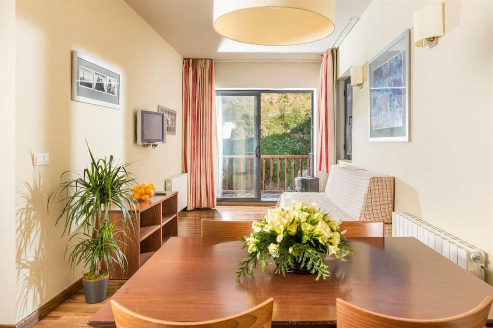 Guitart La Molina Aparthotel & Spa Εξωτερικό φωτογραφία